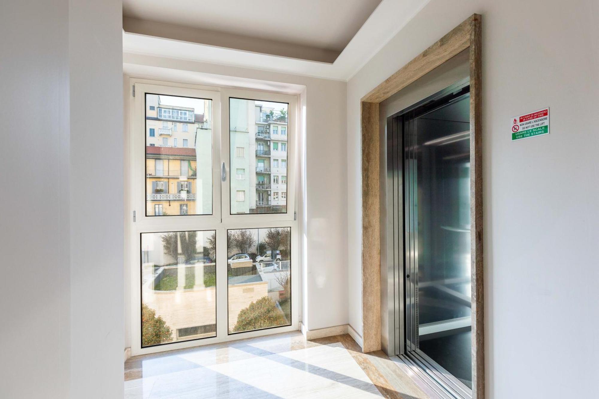 Luxury Apartment - Free Private - Parking Maestri Campionesi 16 Milán Exterior foto